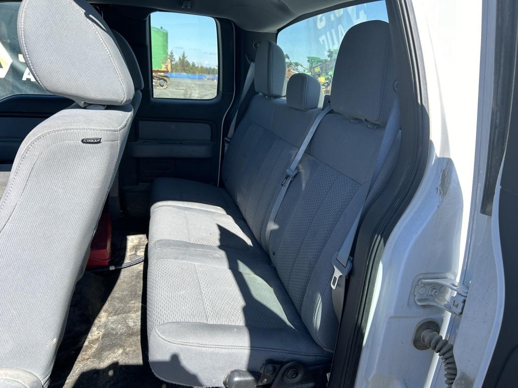 2014 Ford F150 Extra Cab XL 4X4 Pickup