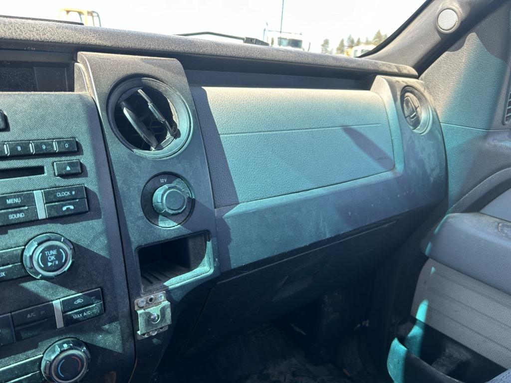 2014 Ford F150 Extra Cab XL 4X4 Pickup