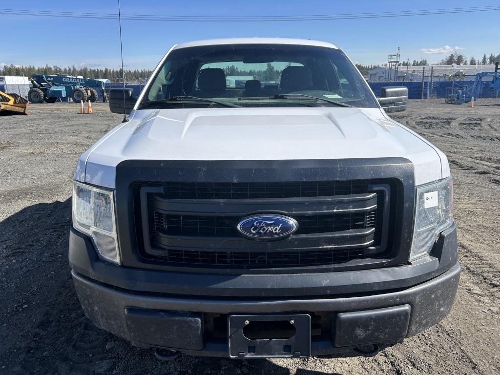 2014 Ford F150 Extra Cab XL 4X4 Pickup
