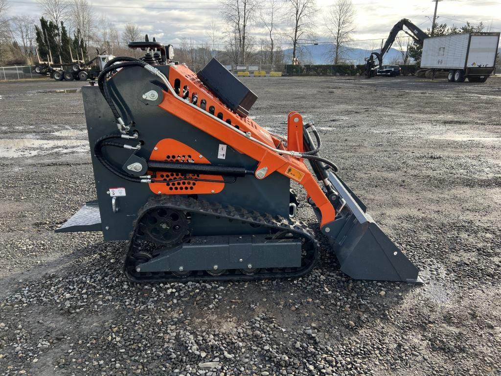 2023 AGT YSRT14 Mini Compact Track Loader