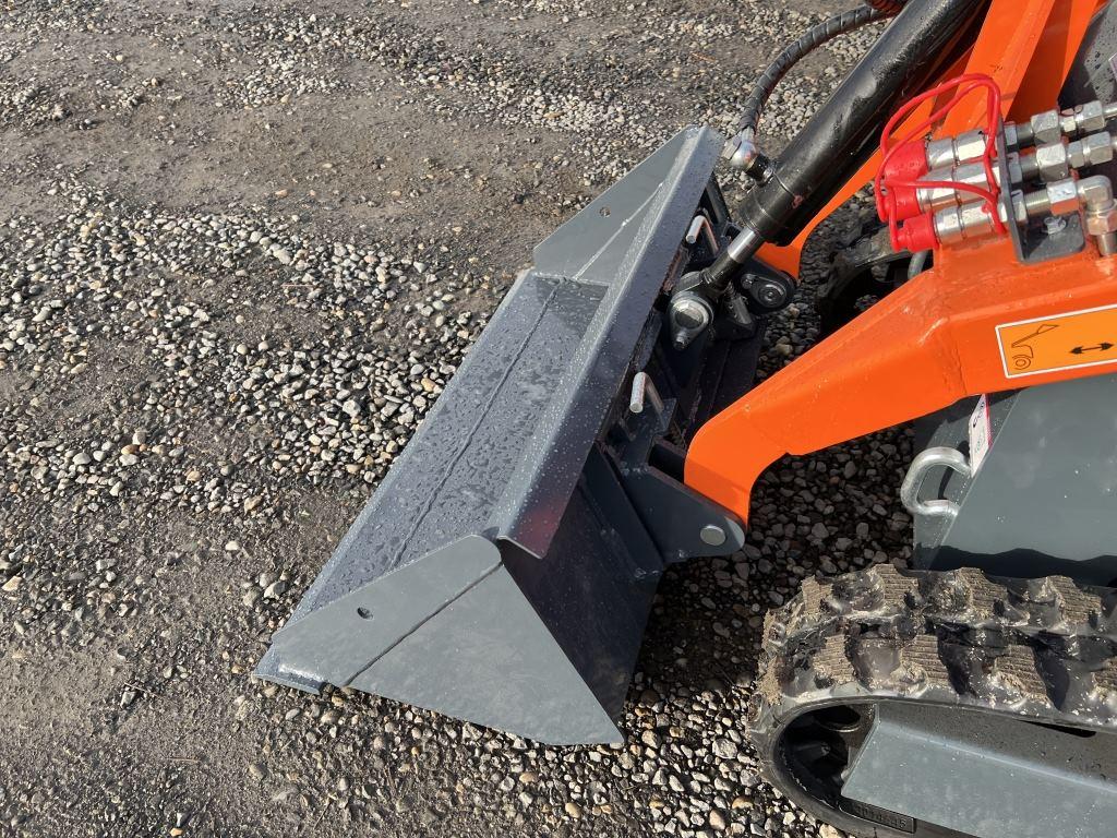 2023 AGT YSRT14 Mini Compact Track Loader