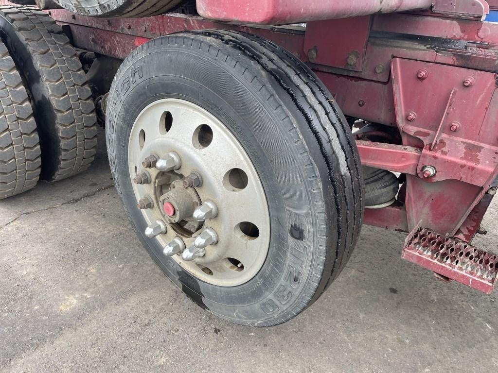 2020 Kenworth T800 Tri-Axle Log Truck