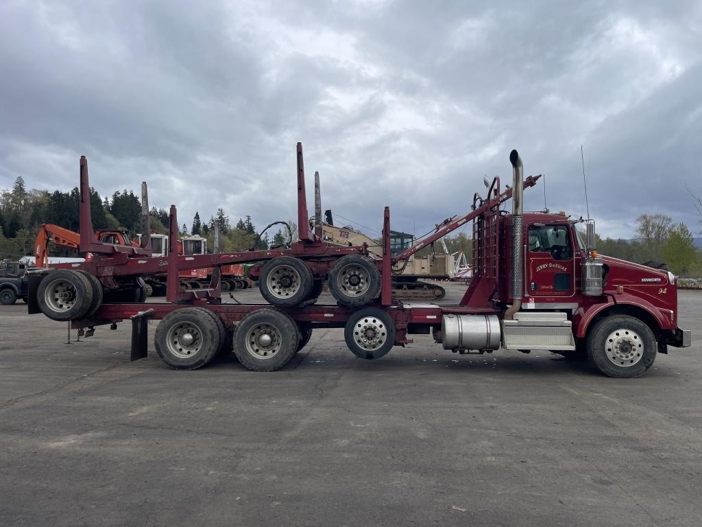 2020 Kenworth T800 Tri-Axle Log Truck