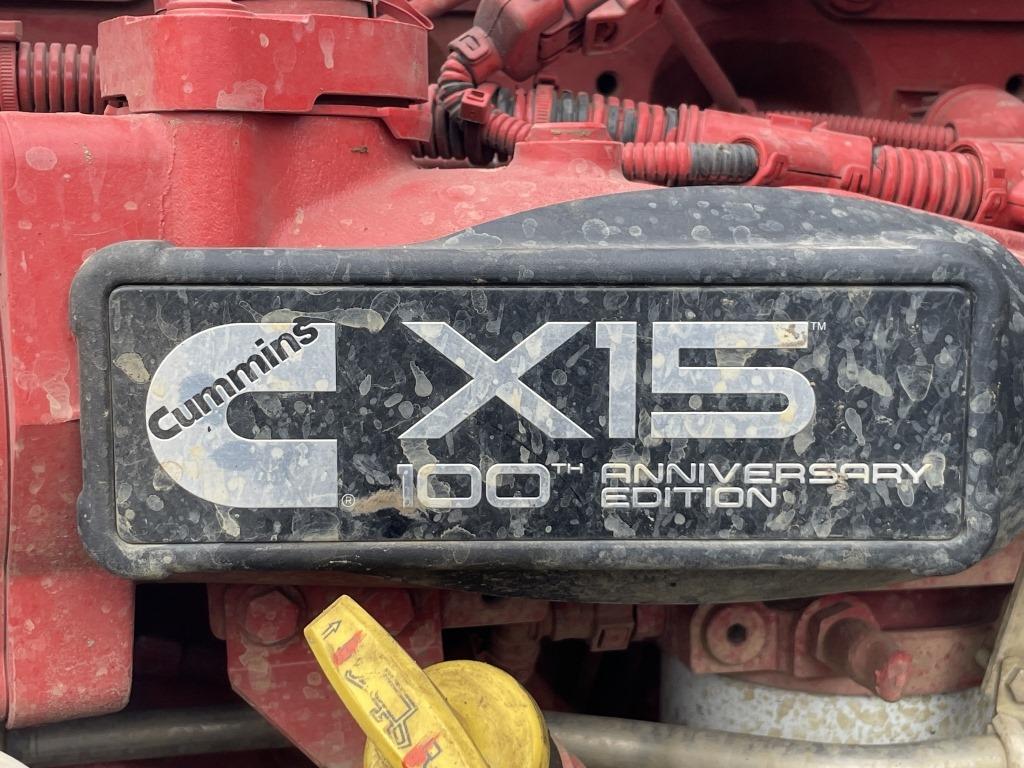 2020 Kenworth T800 Tri-Axle Log Truck