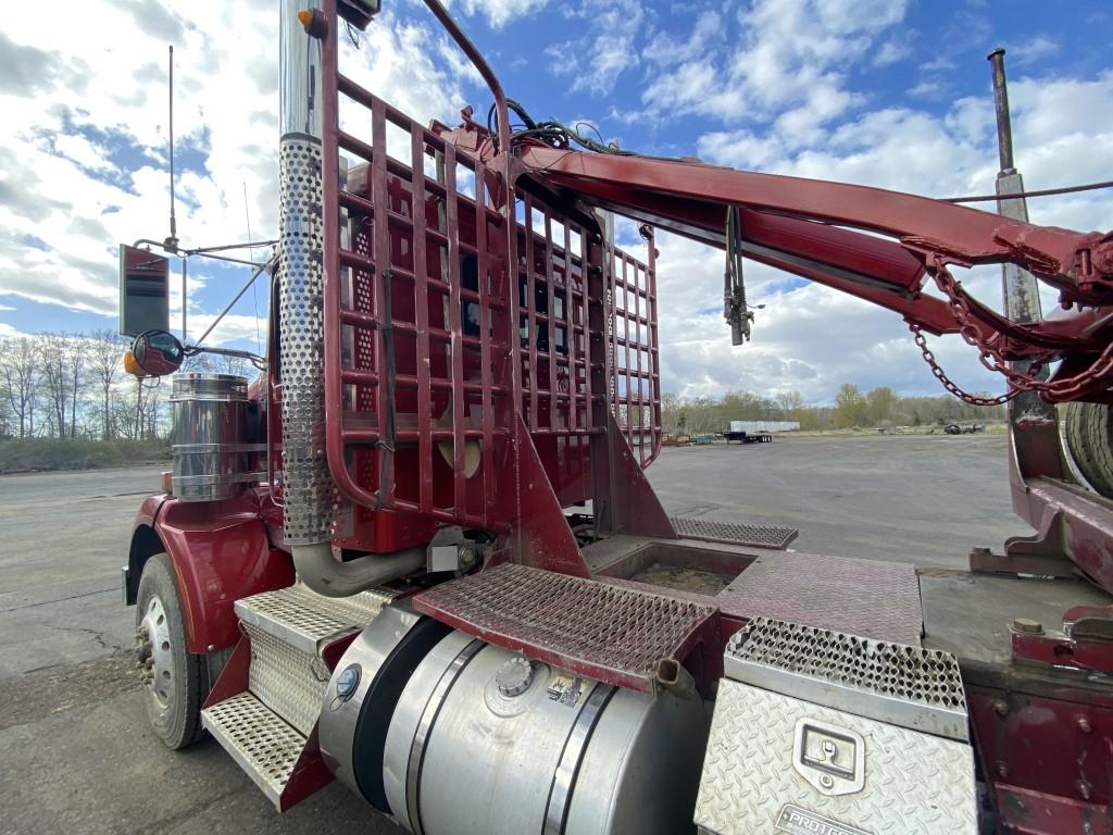 2020 Kenworth T800 Tri-Axle Log Truck