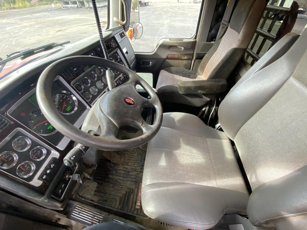 2020 Kenworth T800 Tri-Axle Log Truck