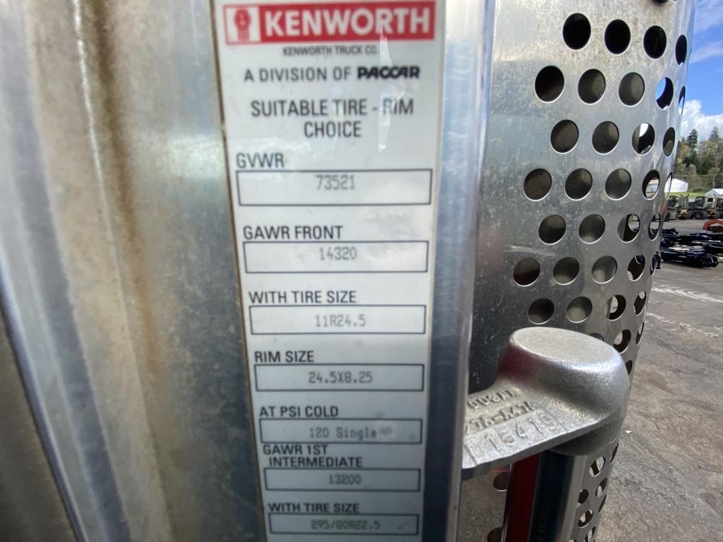 2020 Kenworth T800 Tri-Axle Log Truck