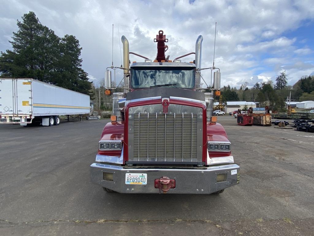2020 Kenworth T800 Tri-Axle Log Truck