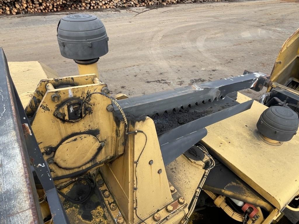 2006 LeTourneau 4592 Log Stacker