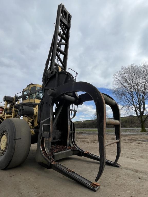 1993 LeTourneau Log Stacker