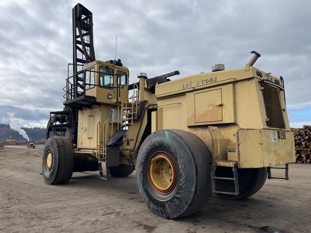 1993 LeTourneau Log Stacker