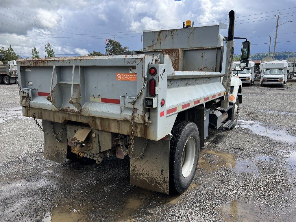 2009 International 7500 S/A Dump Truck