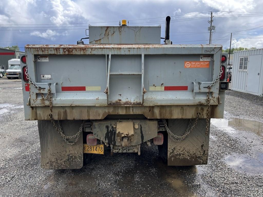 2009 International 7500 S/A Dump Truck