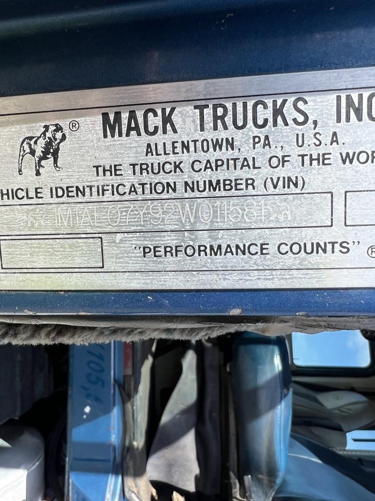 2002 Mack CX613 T/A Truck Tractor