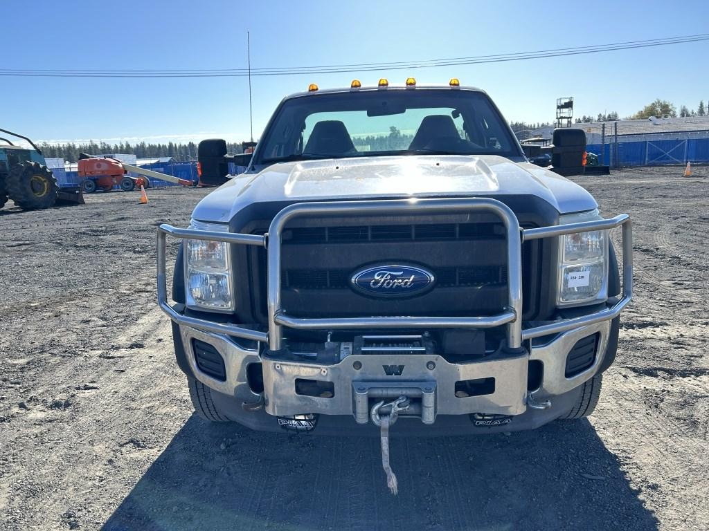 2011 Ford F550 4X4 Cab and Chassis