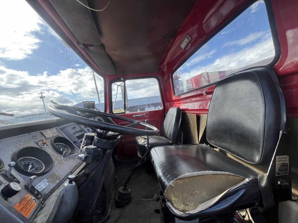 1973 Ford 9000 T/A Fire Truck