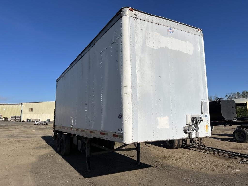 1999 Utility 28' T/A Dry Van Trailer