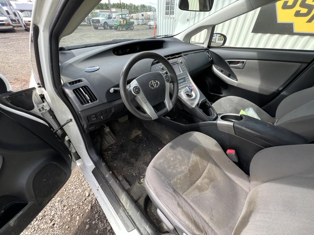 2013 Toyota Prius Sedan