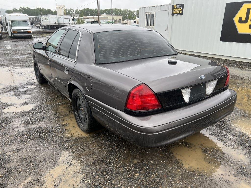 2008 Ford Crown Victoria Sedan