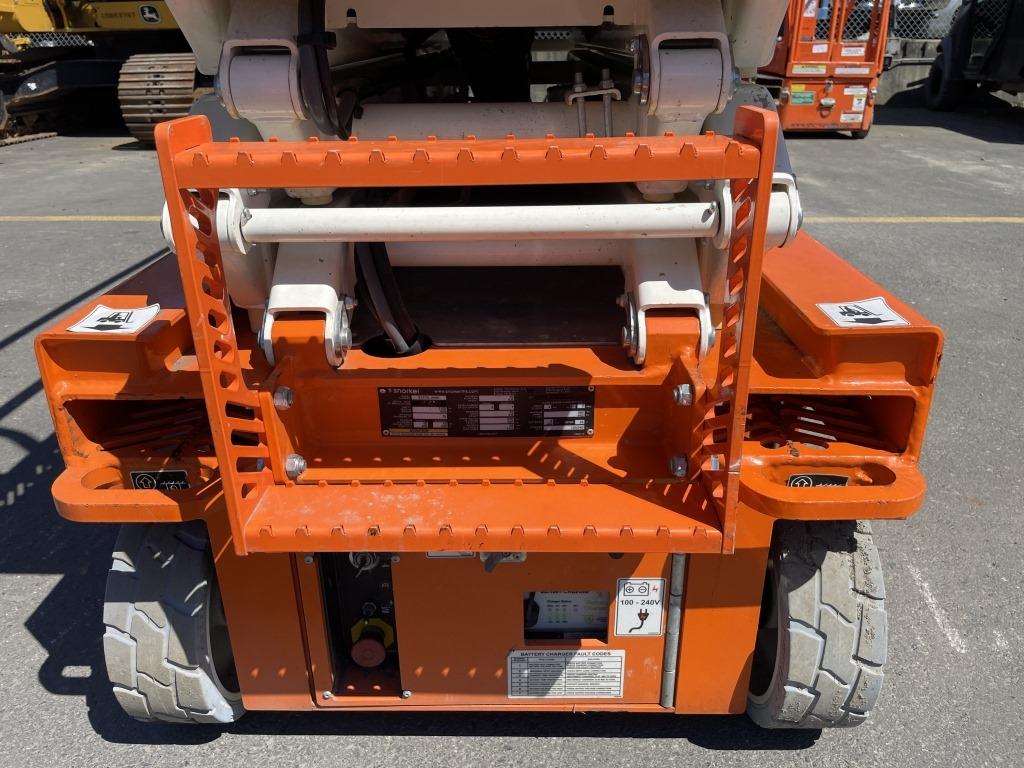 2019 Snorkel S3215L Scissor Lift