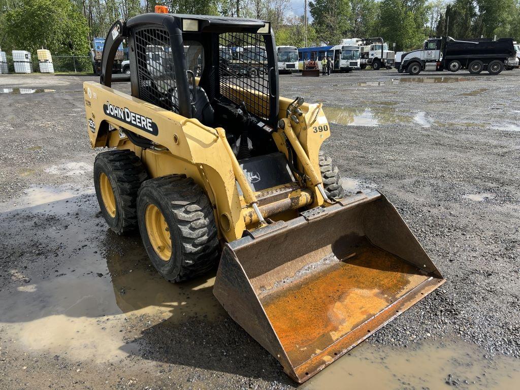 2003 John Deere 250 Skidsteer Loader