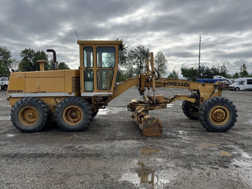 1987 Dresser A566E Motorgrader