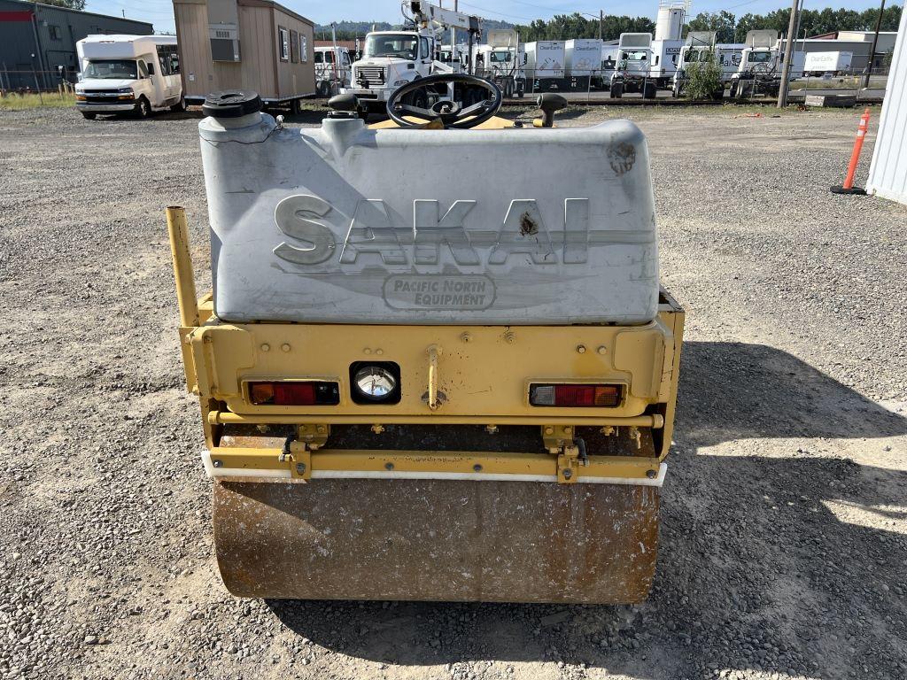 Sakai SW350-1 Tandem Vibratory Roller