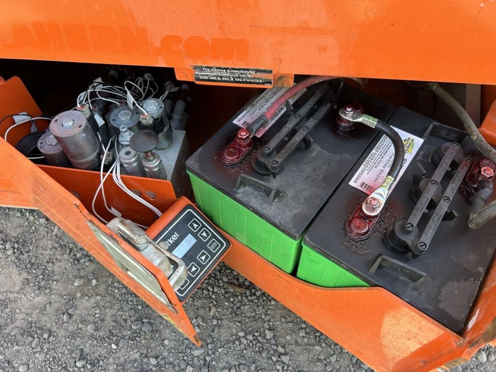 2018 Snorkel S4732E Scissor Lift