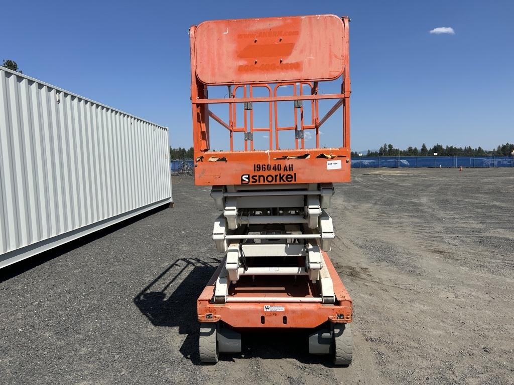 2017 Snorkel S4732E Scissor Lift