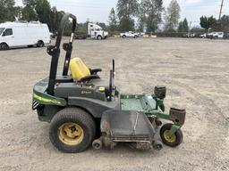 John Deere Z-trak 757 Ride On Mower