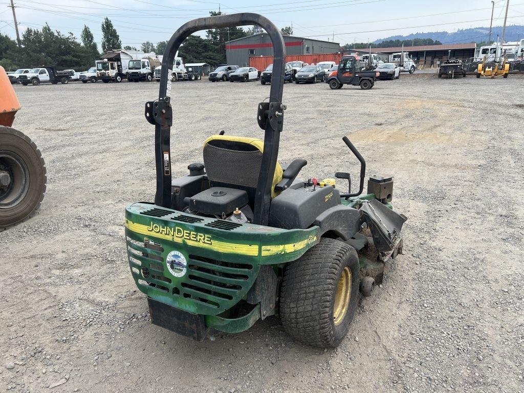 John Deere Z-trak 757 Ride On Mower