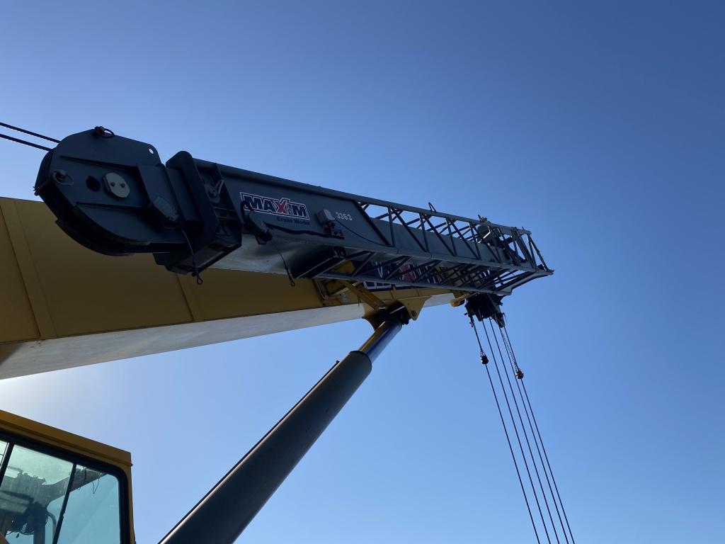 2007 Grove RT600E Rough Terrain Crane