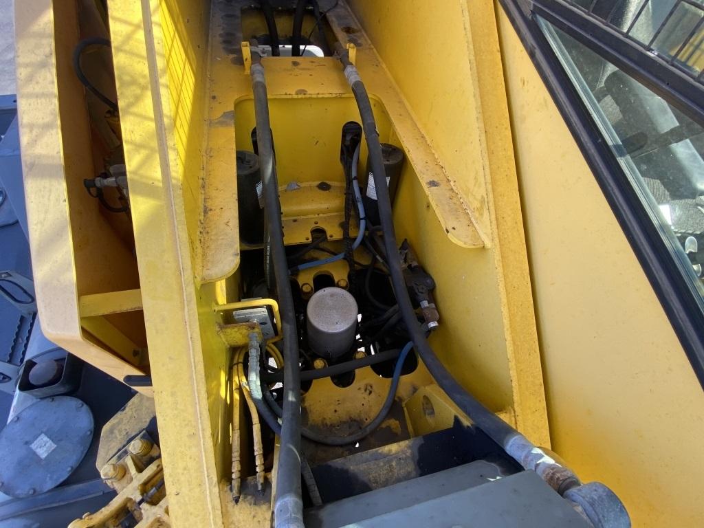 2007 Grove RT600E Rough Terrain Crane