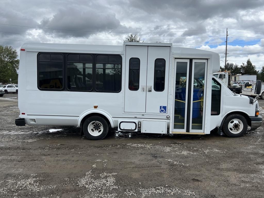 2012 Chevrolet C4500 Paratransit Bus