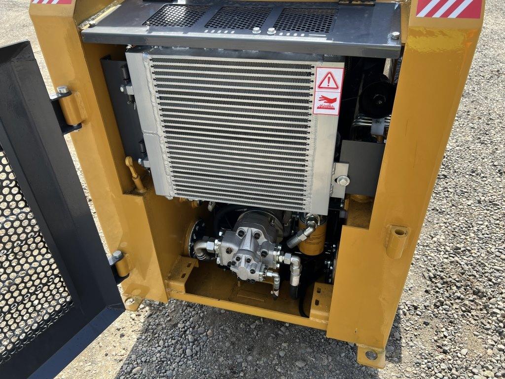 2024 CFG KRW232 Skidsteer Loader