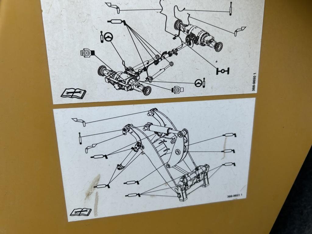 2022 Caterpillar 930M Wheel Loader