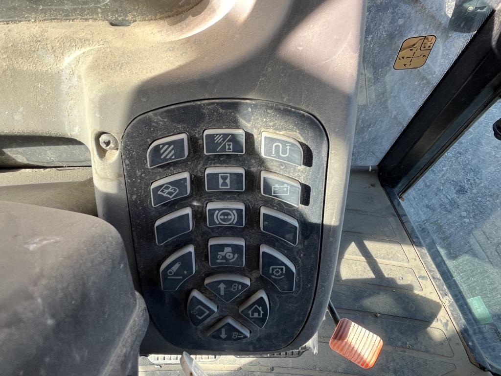2012 Case 105U Farmall 4x4 Ag Tractor