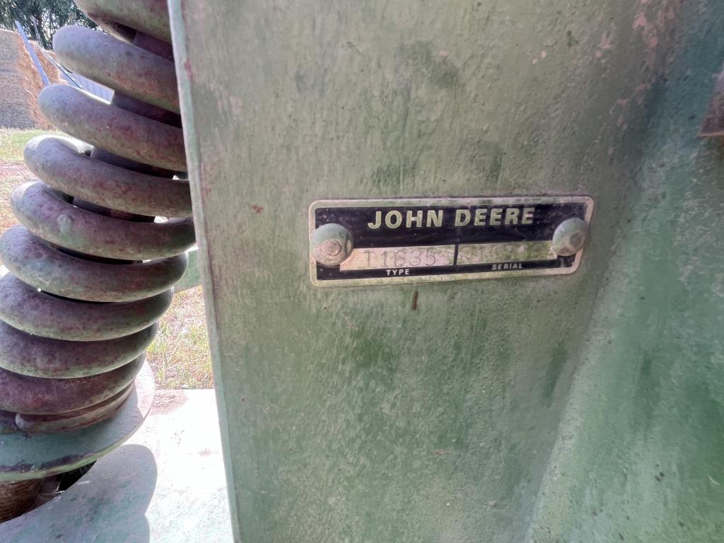 John Deere T1635 Towable Disc