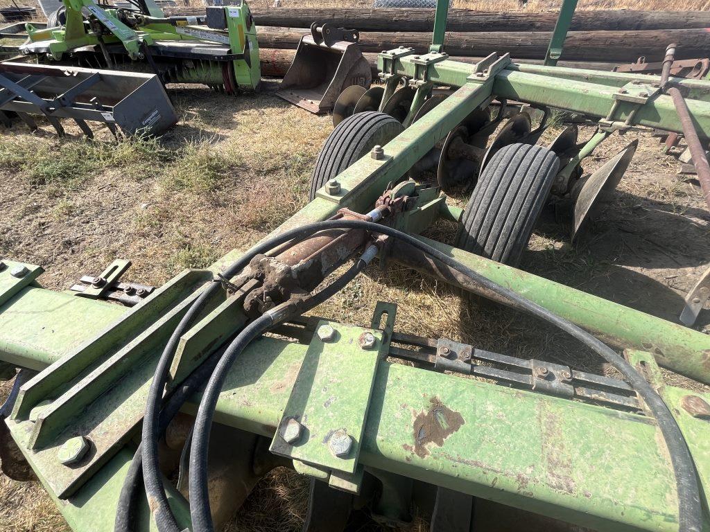 John Deere T1635 Towable Disc