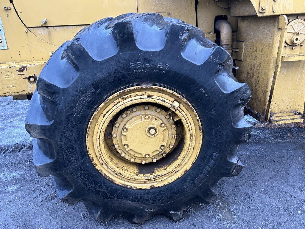 1982 Caterpillar 966C Wheel Loader
