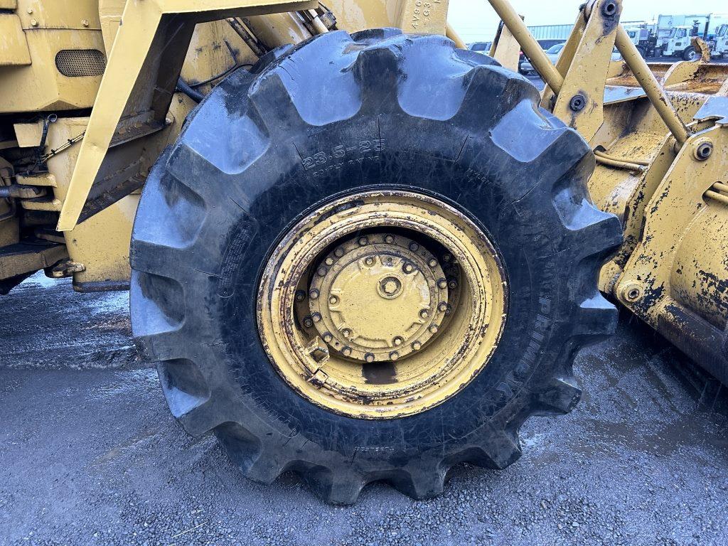 1982 Caterpillar 966C Wheel Loader