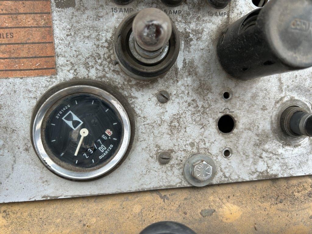 1982 Caterpillar 966C Wheel Loader