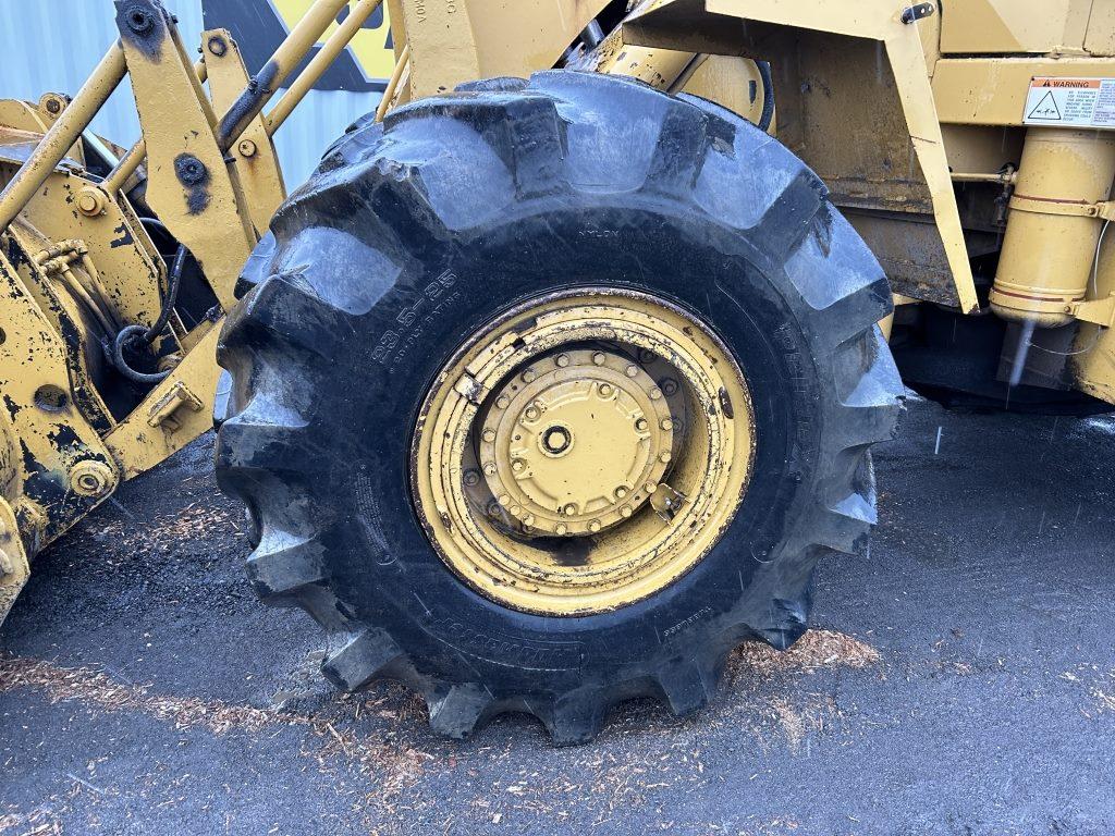 1982 Caterpillar 966C Wheel Loader