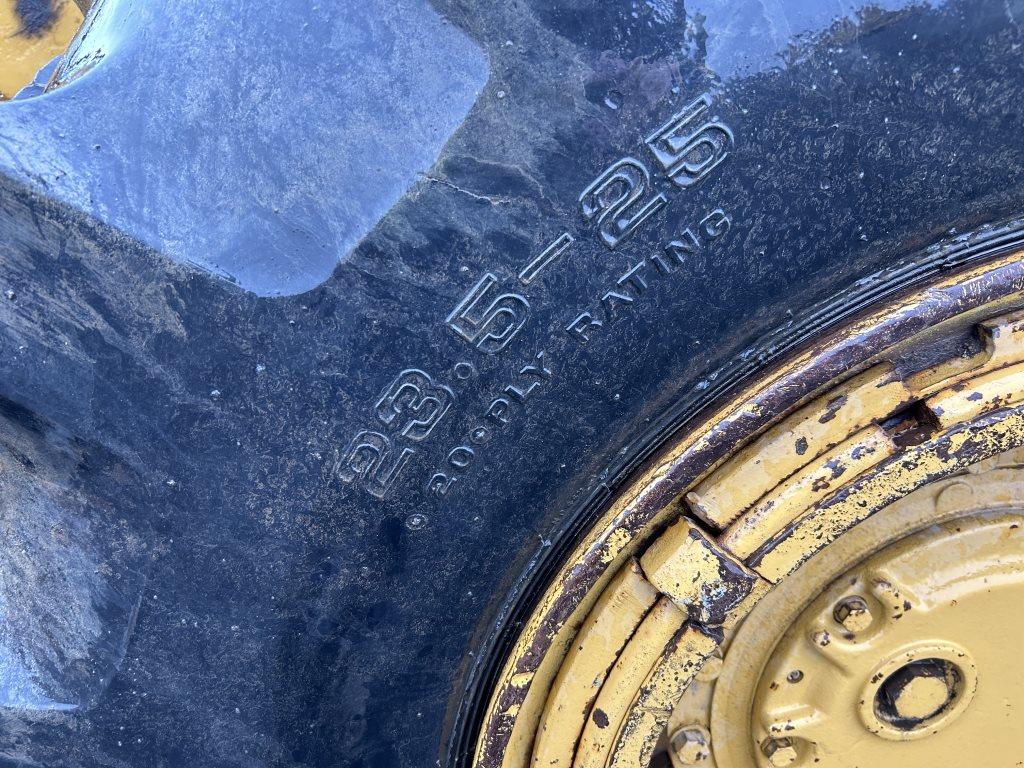 1982 Caterpillar 966C Wheel Loader