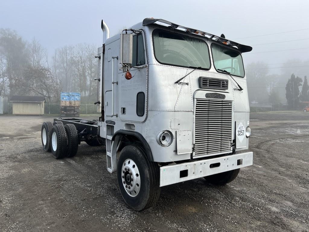 1988 Freightliner FLT T/A Cab and Chassis