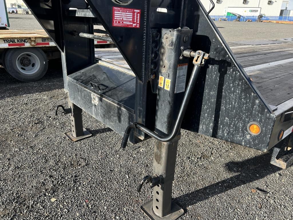 2020 Big Tex 25GN T/A Gooseneck Equipment Trailer