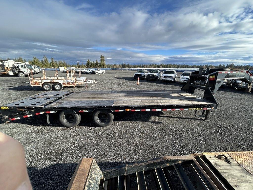 2020 Big Tex 25GN T/A Gooseneck Equipment Trailer