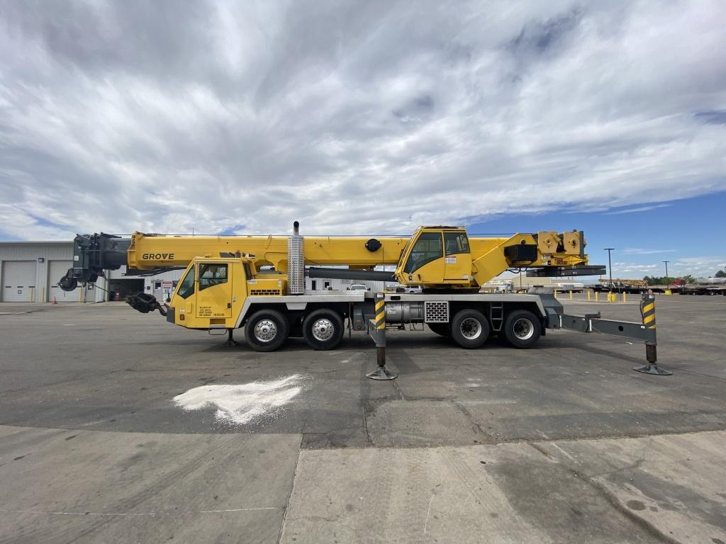 2013 Grove TMS800E Truck Crane