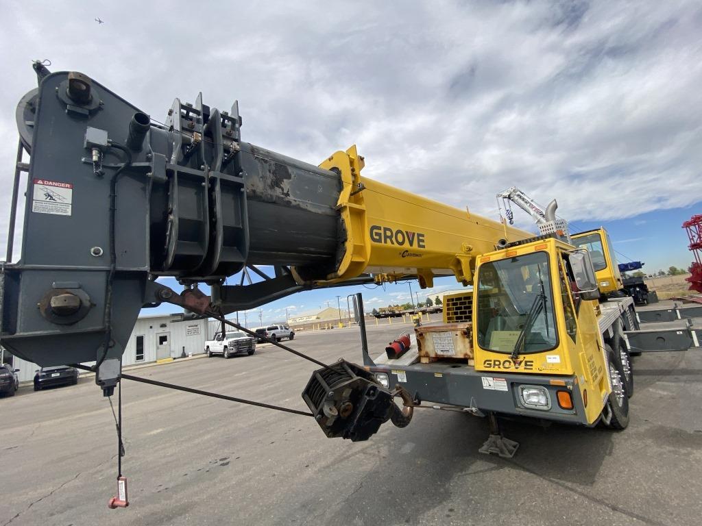 2013 Grove TMS800E Truck Crane