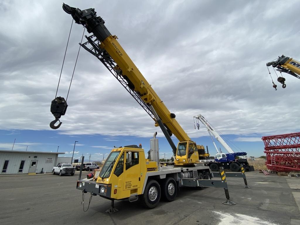 2013 Grove TMS800E Truck Crane